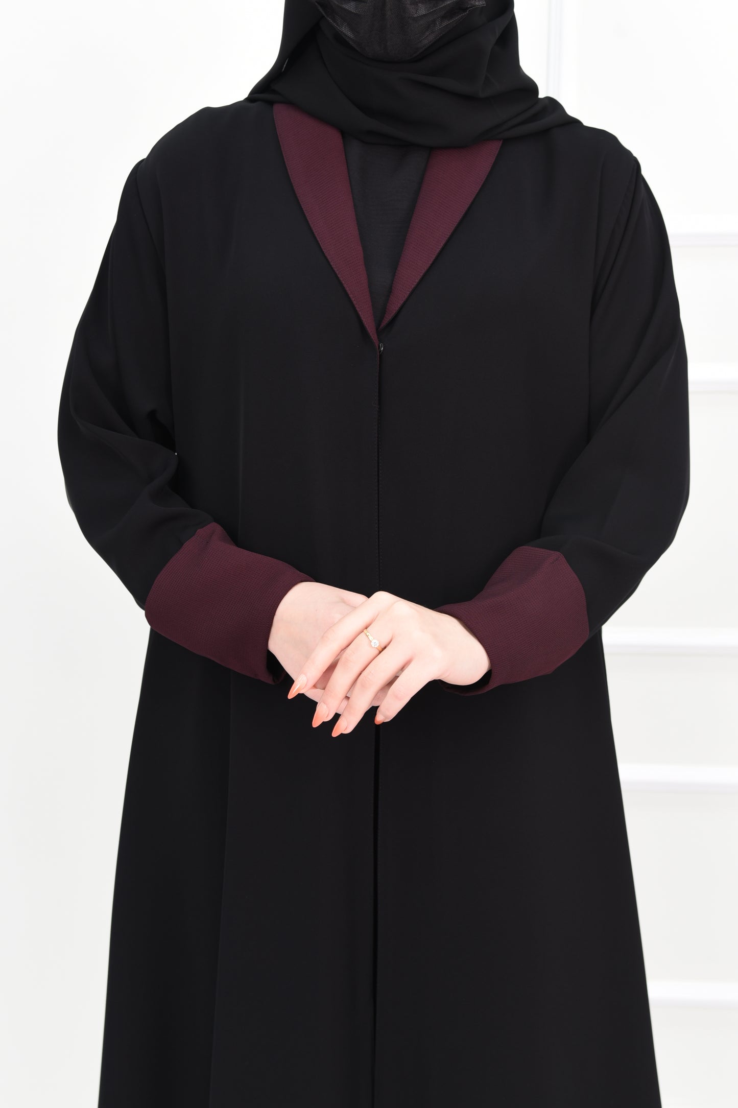 Black abaya with unique burgundy details