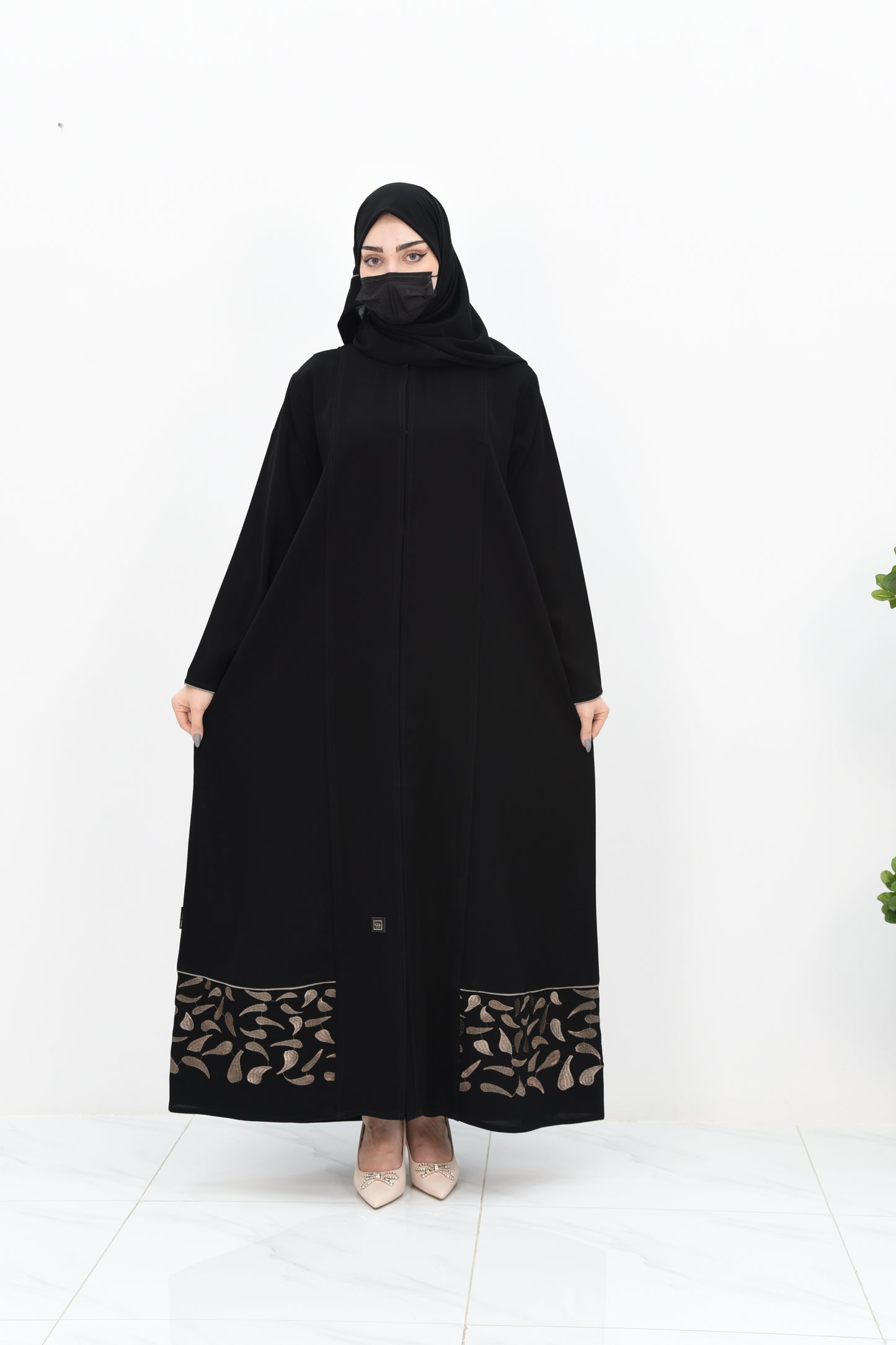 Elegant abaya with enchanting beige embroidery