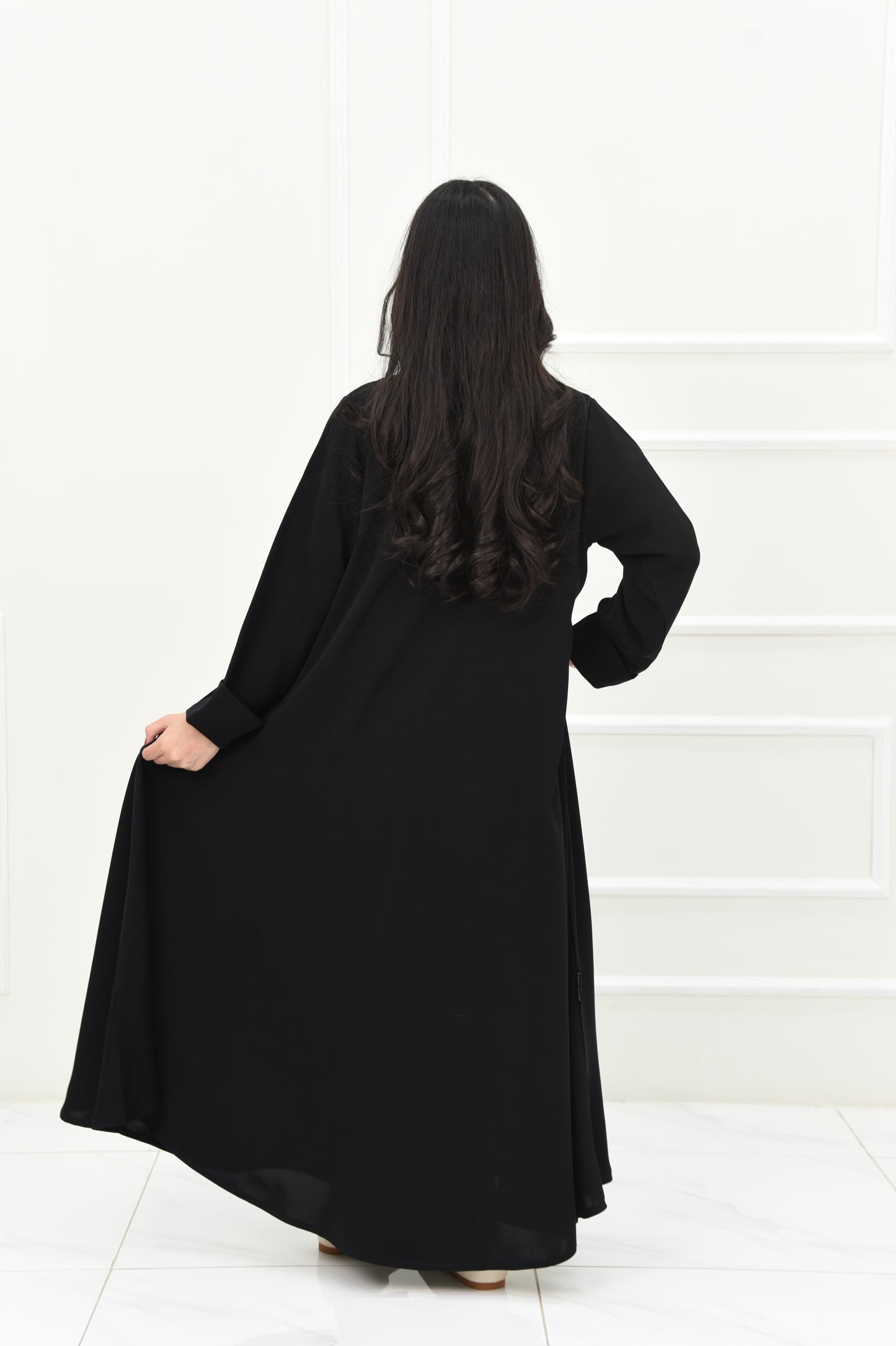 Girls’ Flared Black Abaya with Zipper Closure
