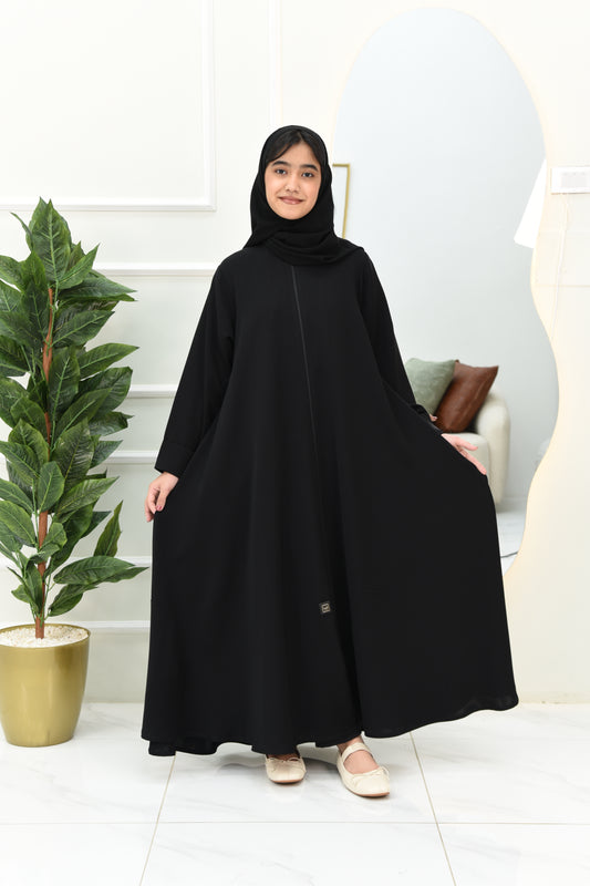 Girls’ Flared Black Abaya with Zipper Closure