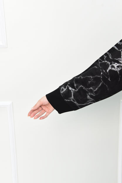 Black Marble-Patterned Abaya with Modern Metallic Clasp