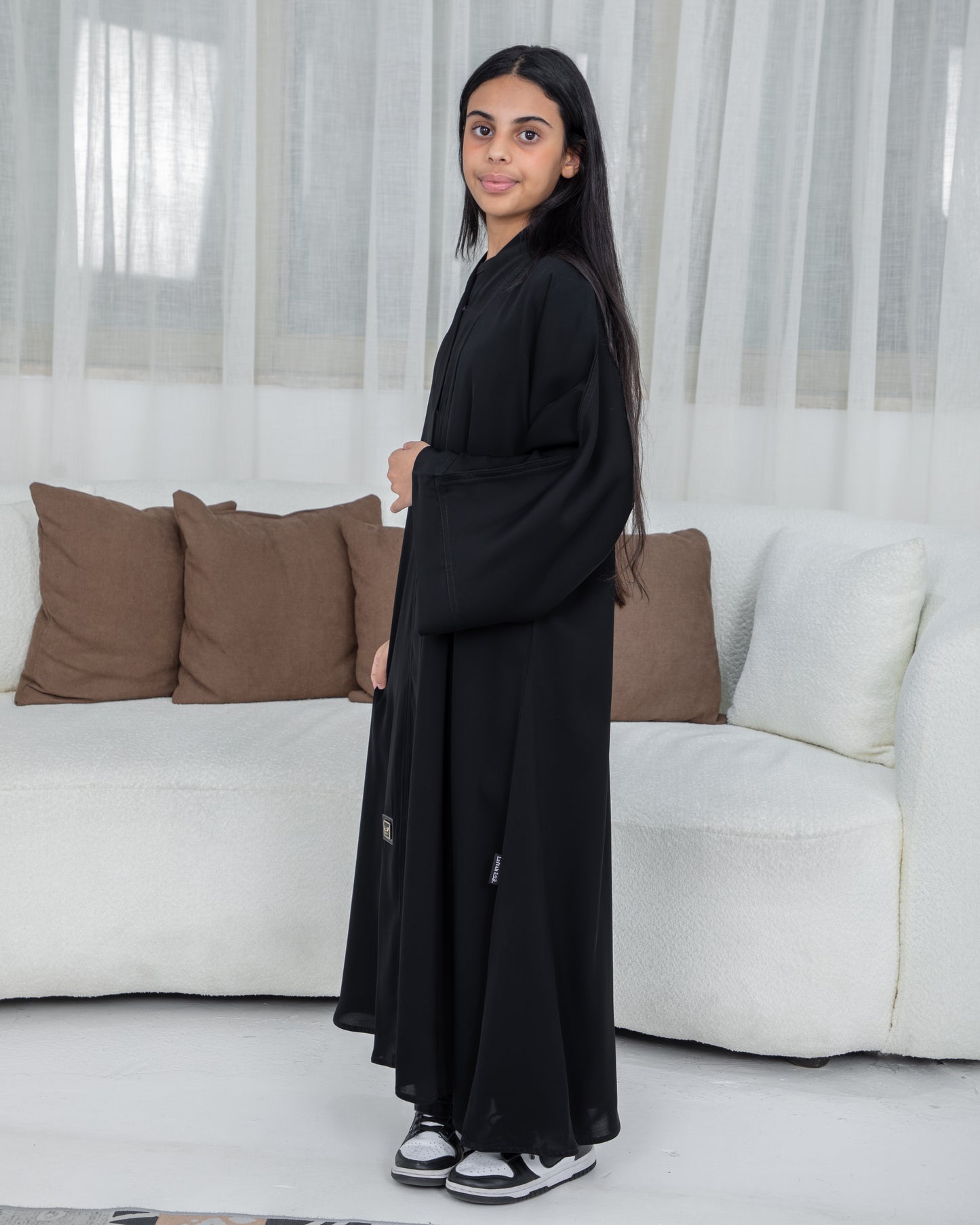 Girls’ Everyday Abaya – Simple & Practical